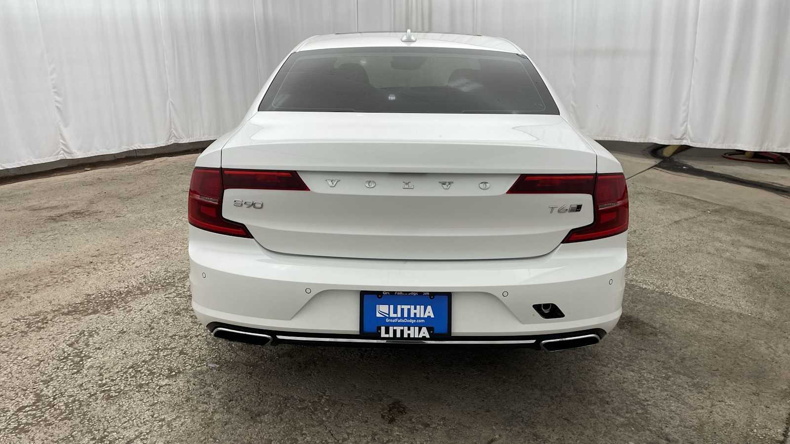 Thumbnail: 2018 Volvo S90 - 33