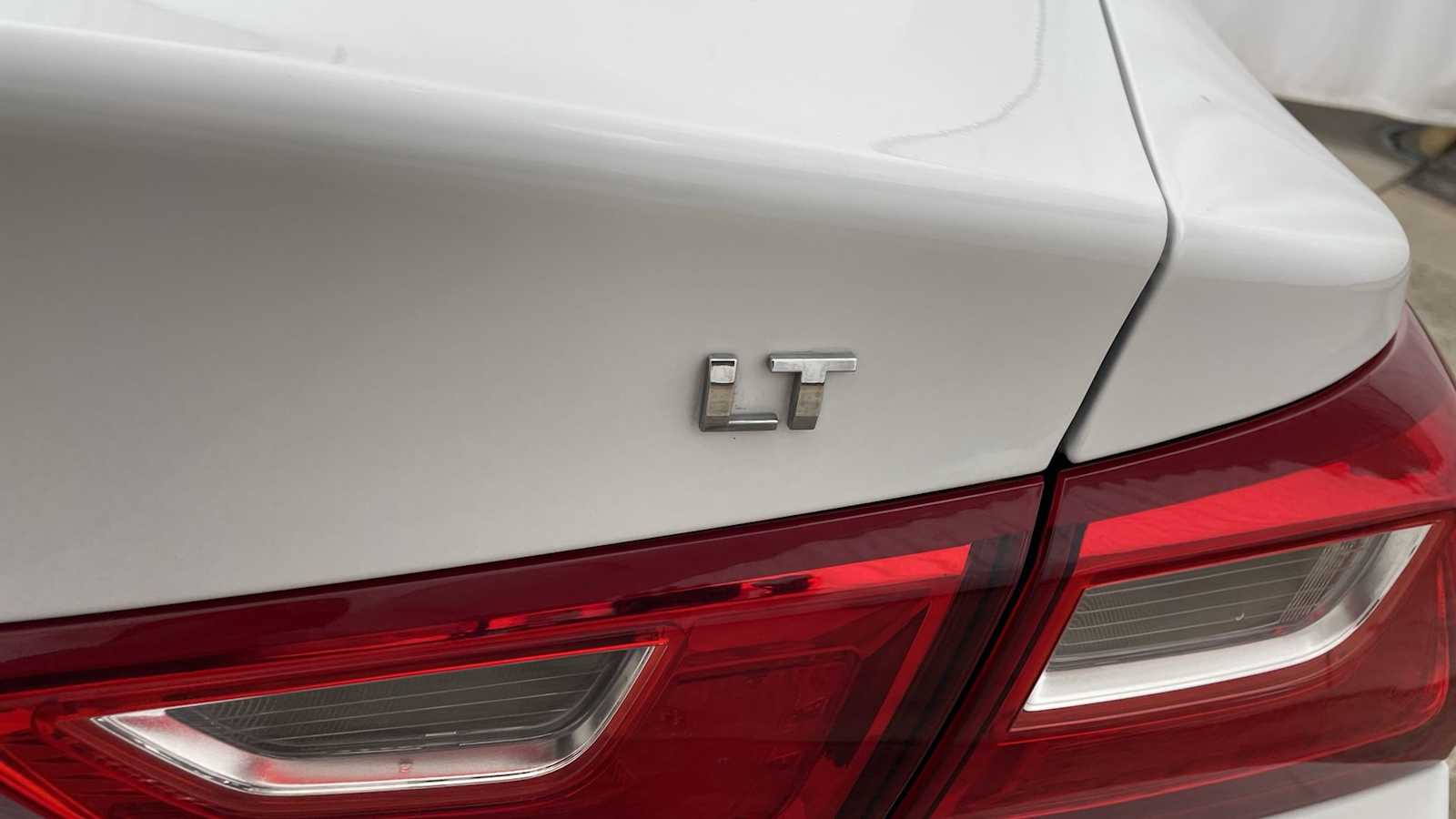 Thumbnail: 2023 Chevrolet Malibu - 25