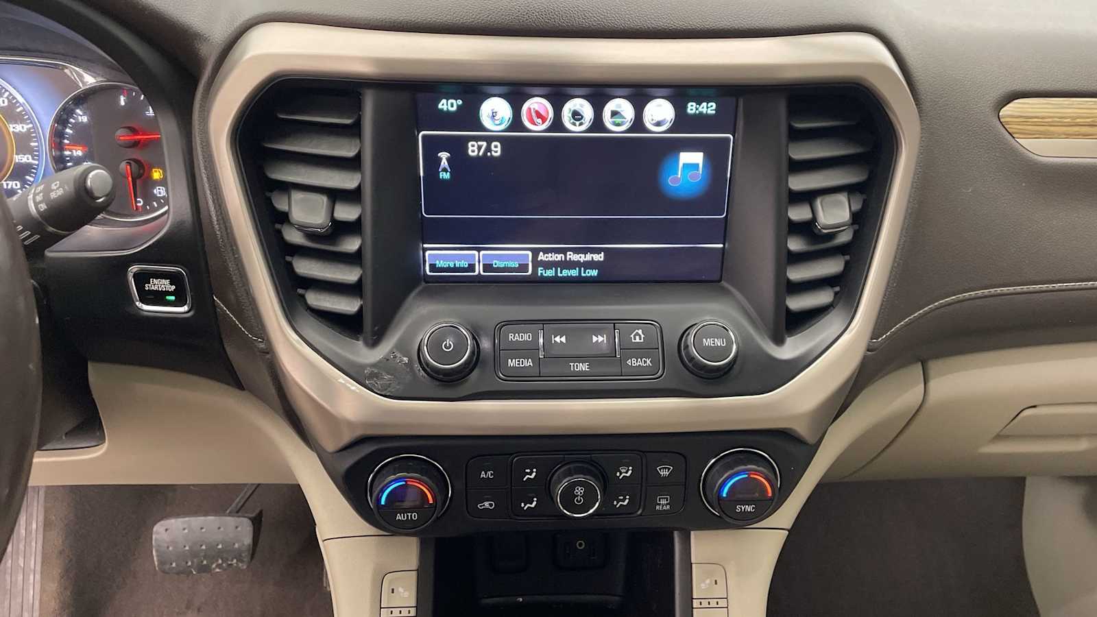 Thumbnail: 2017 GMC Acadia - 20