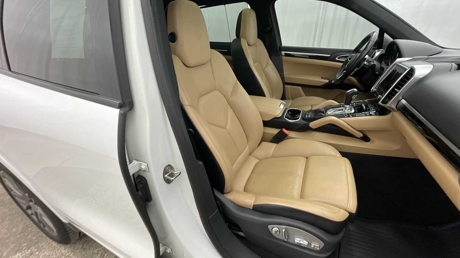 Thumbnail: 2018 Porsche Cayenne - 13