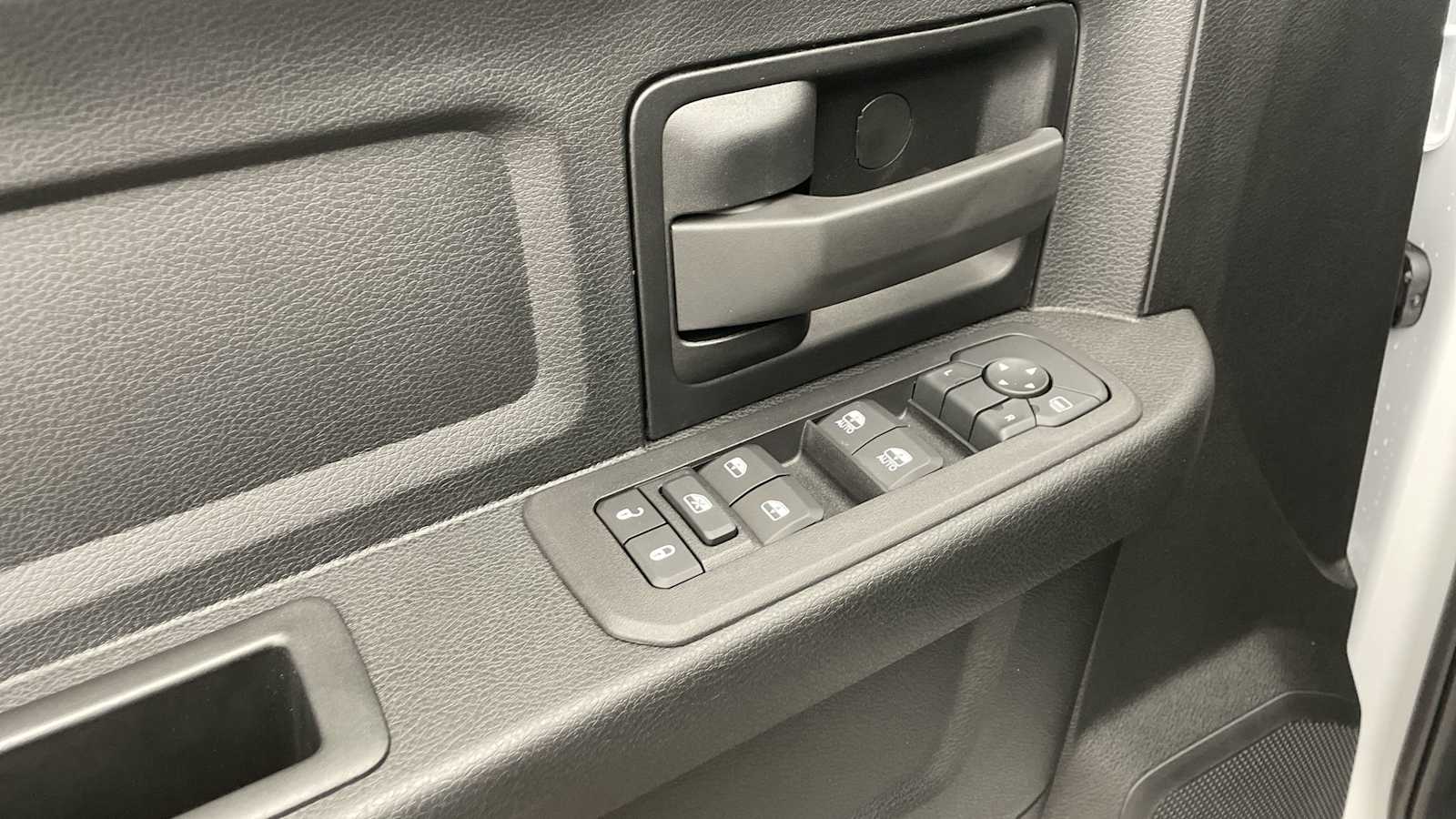 Thumbnail: 2026 RAM 3500 - 7