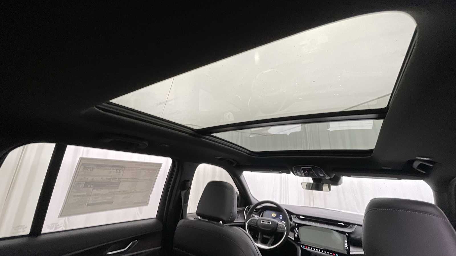 Thumbnail: 2026 Jeep Grand Cherokee - 12