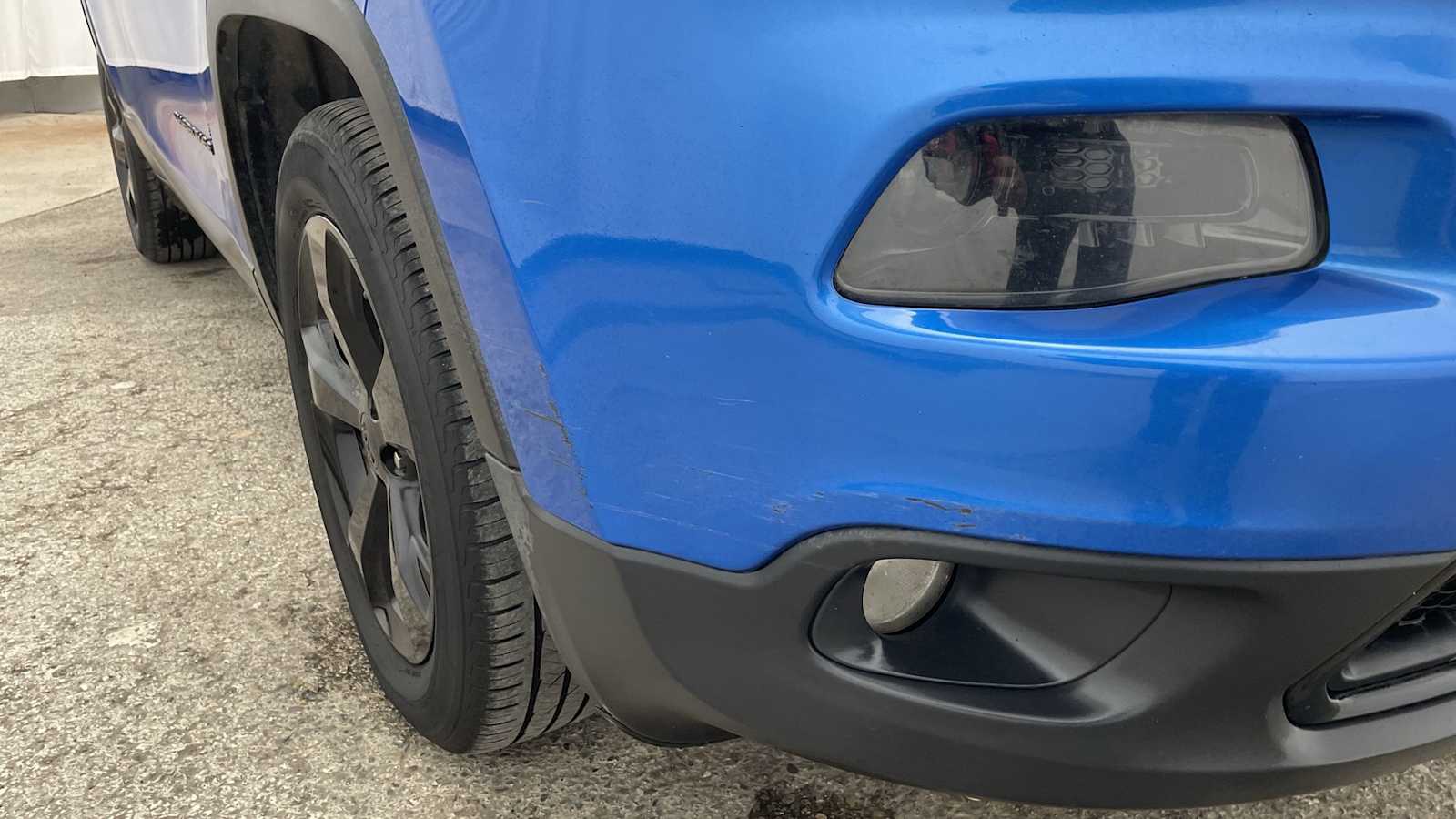 Thumbnail: 2018 Jeep Cherokee - 38