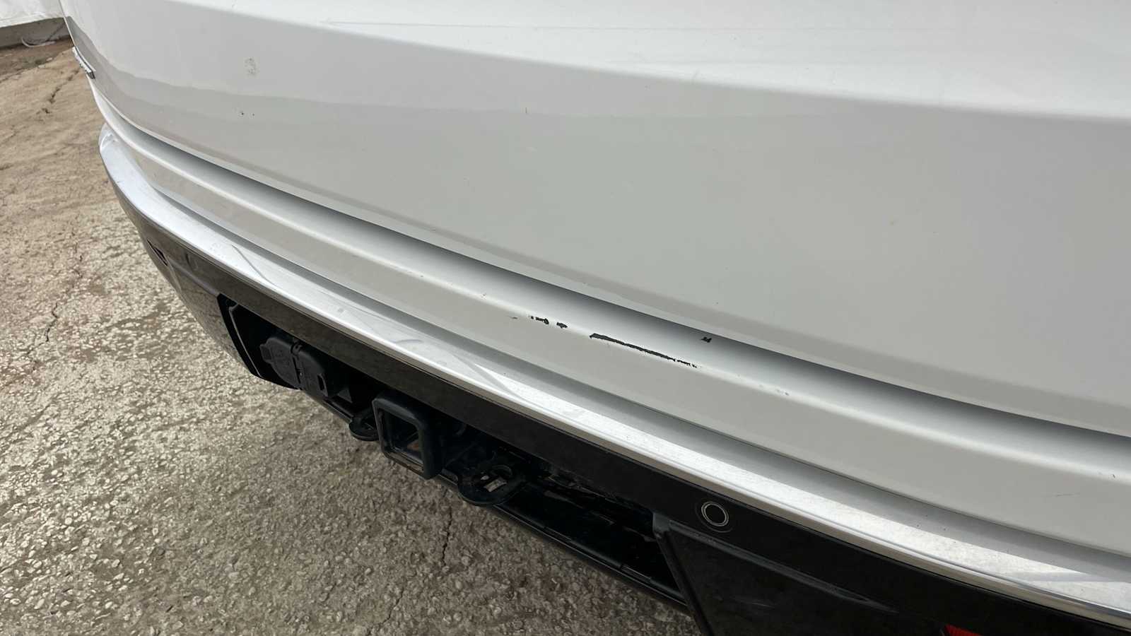 Thumbnail: 2023 Jeep Wagoneer - 42