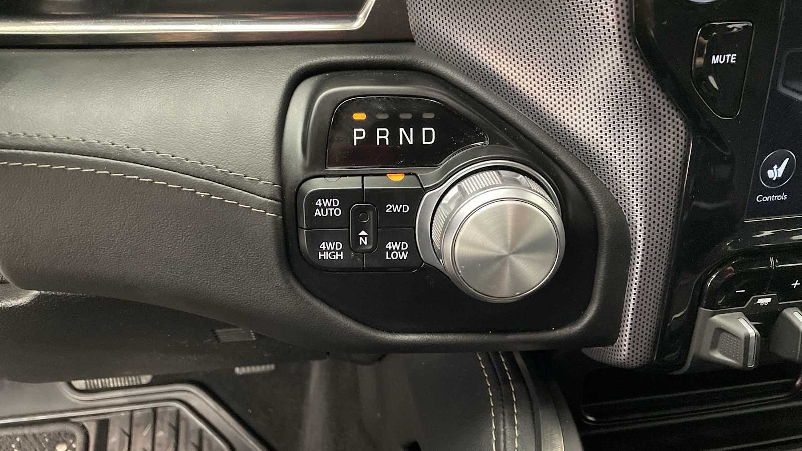 Thumbnail: 2021 RAM 1500 - 21