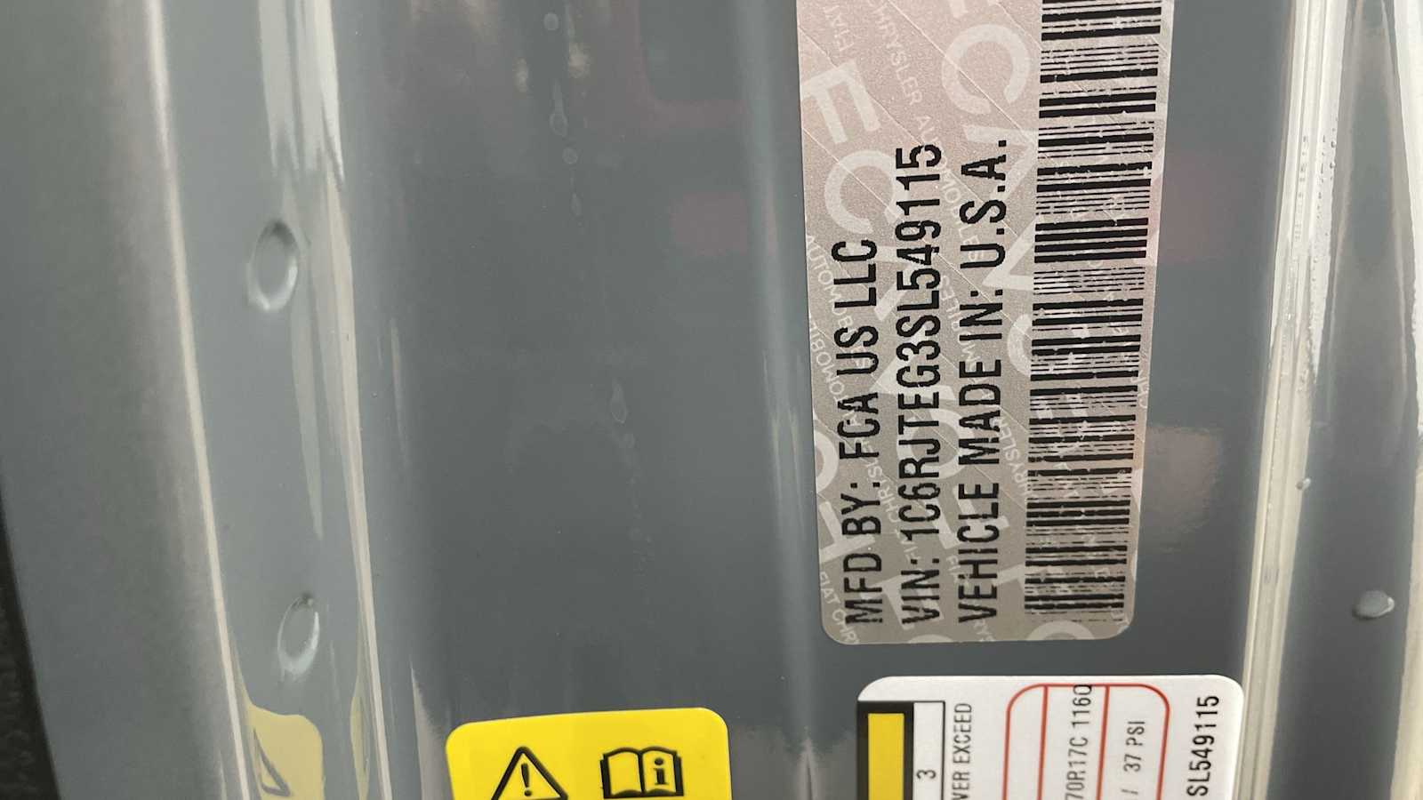 Thumbnail: 2025 Jeep Gladiator - 29