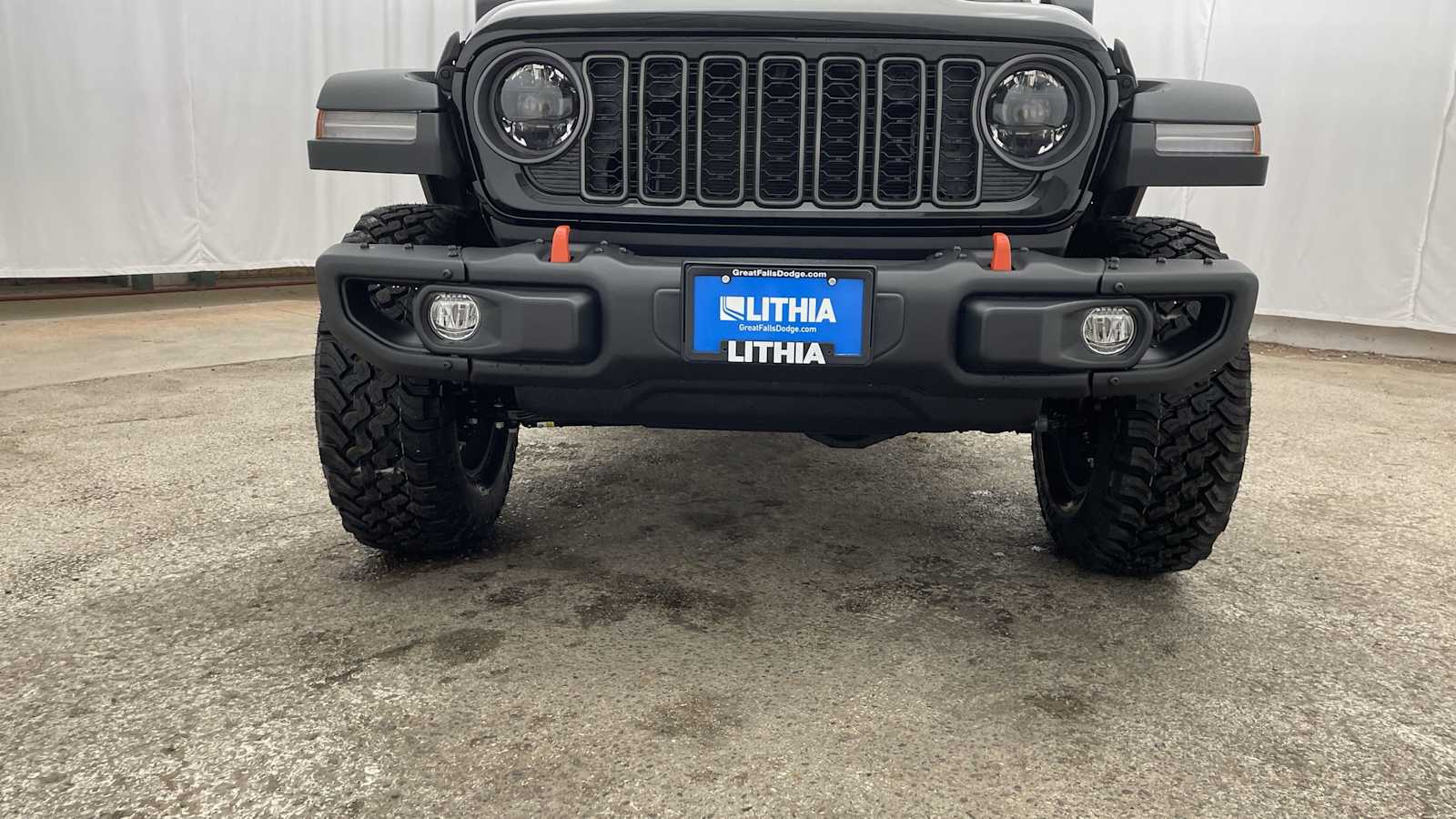 Thumbnail: 2025 Jeep Gladiator - 39