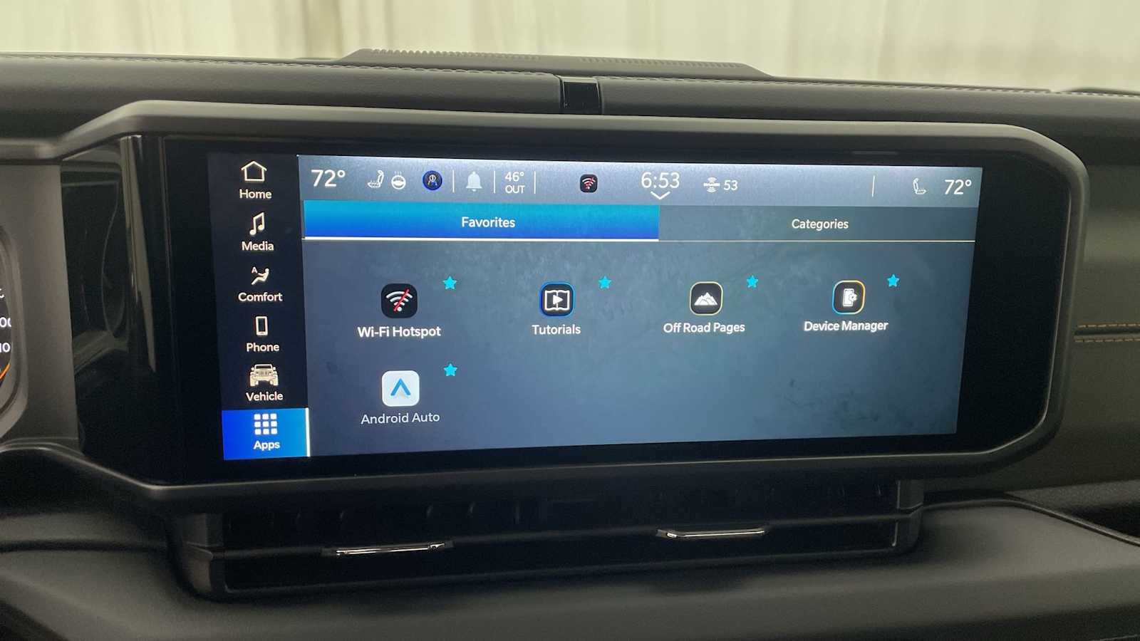 Thumbnail: 2025 Jeep Gladiator - 26