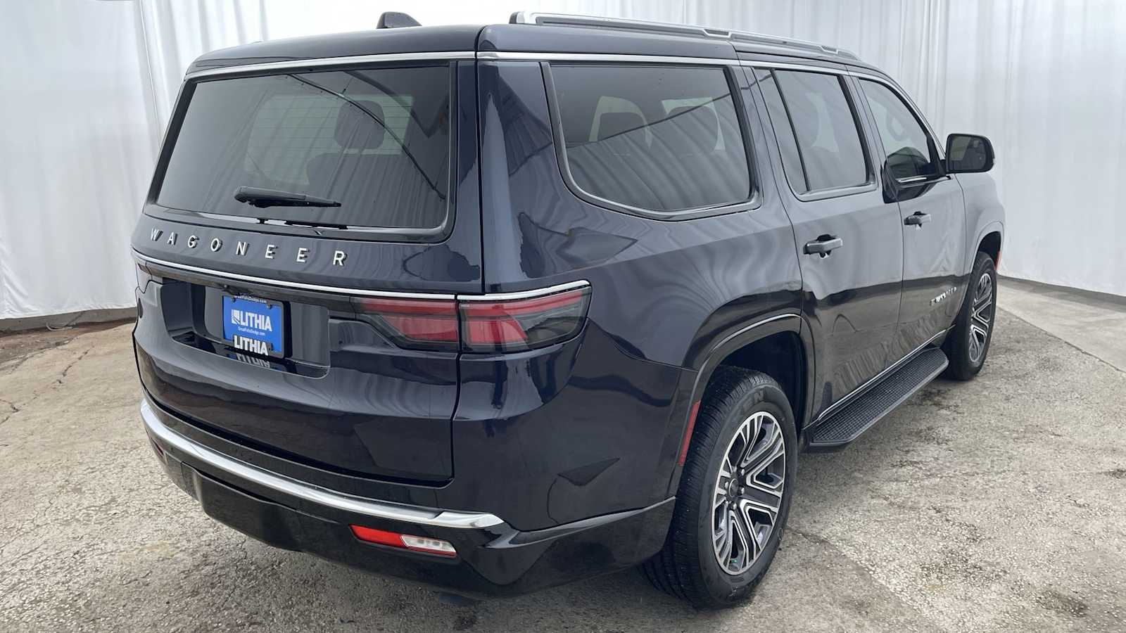 Thumbnail: 2025 Jeep Wagoneer - 35