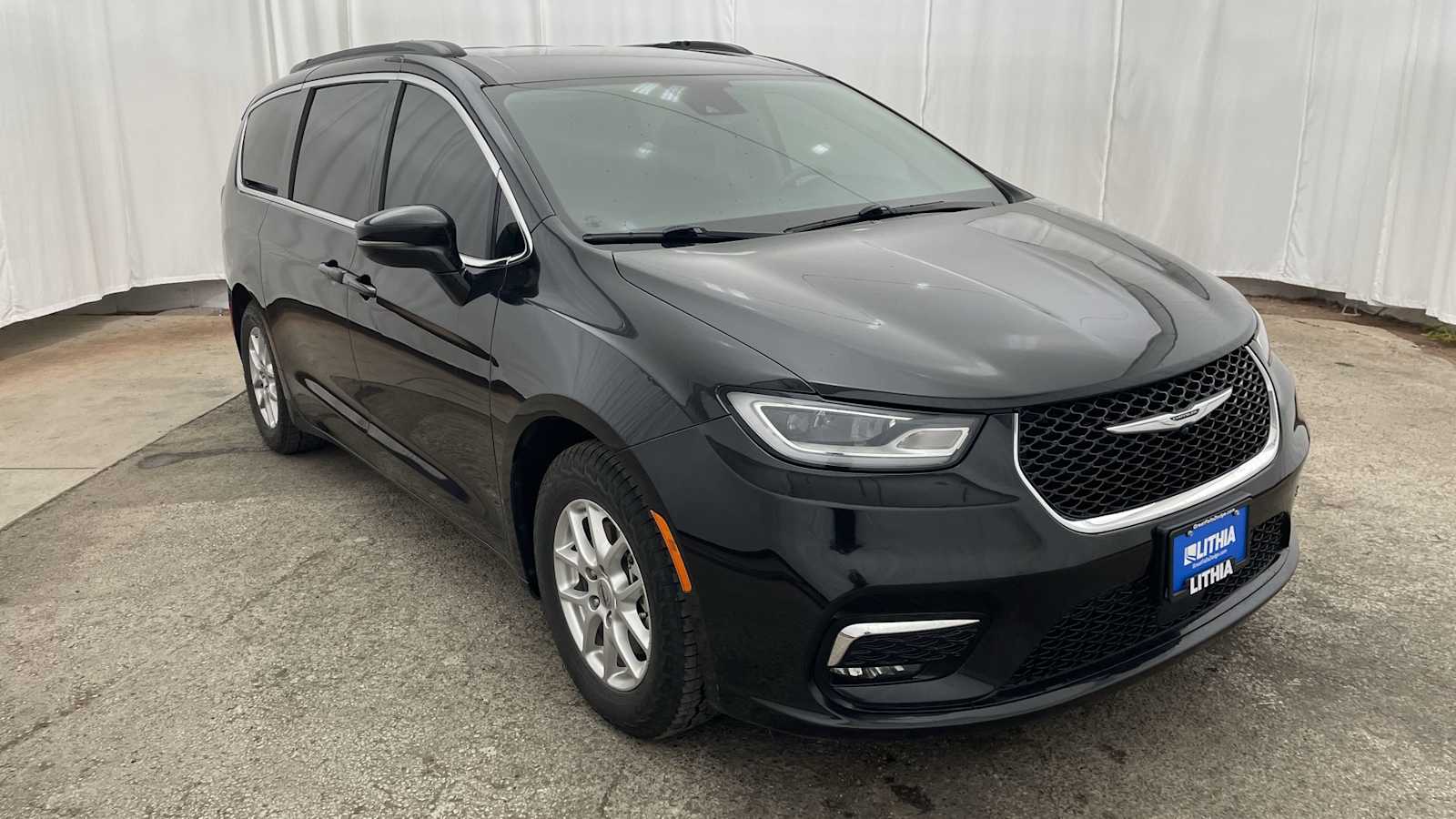 Thumbnail: 2022 Chrysler Pacifica - 36