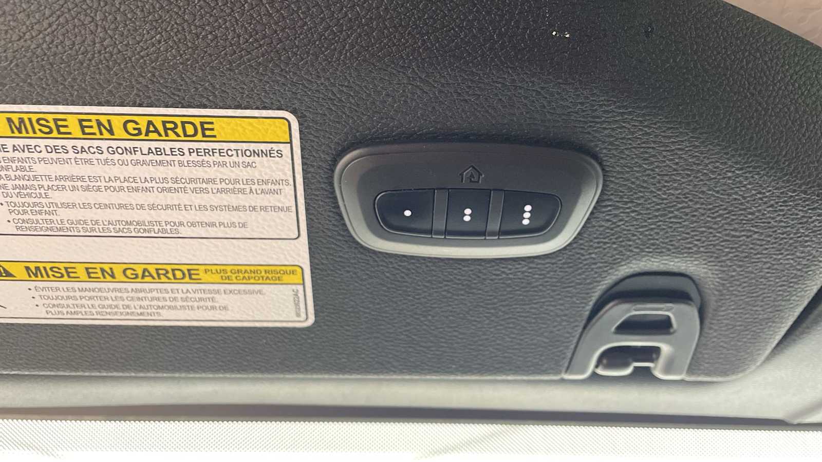 Thumbnail: 2020 Jeep Gladiator - 23