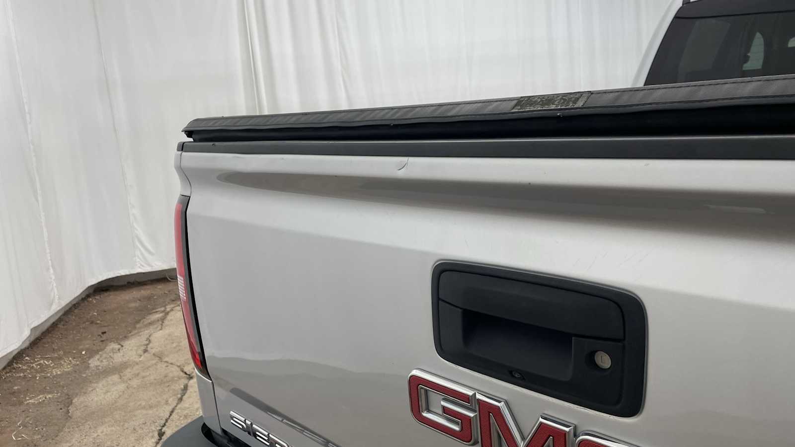 Thumbnail: 2016 GMC Sierra 3500 - 44