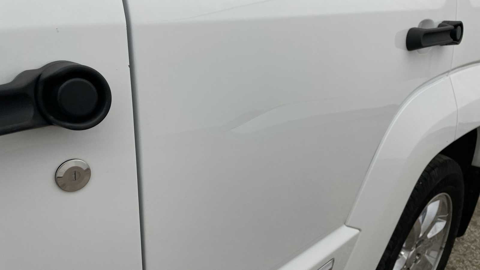 Thumbnail: 2012 Jeep Liberty - 39