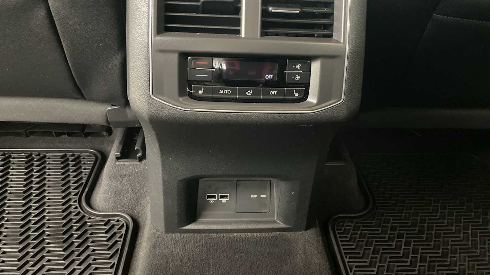 Thumbnail: 2019 Volkswagen Atlas - 28