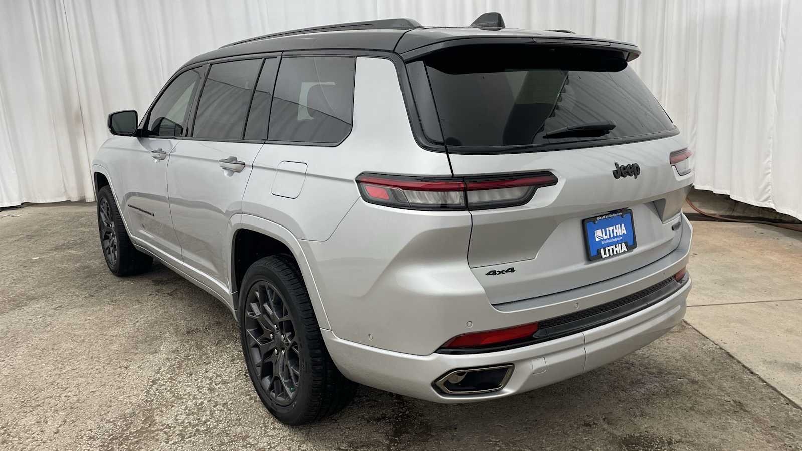 Thumbnail: 2025 Jeep Grand Cherokee - 36