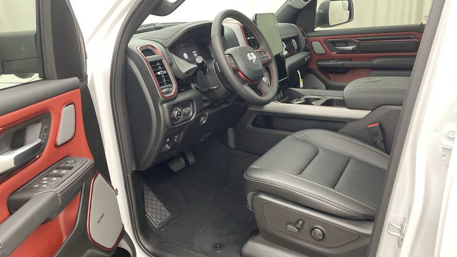 Thumbnail: 2026 RAM 1500 - 2