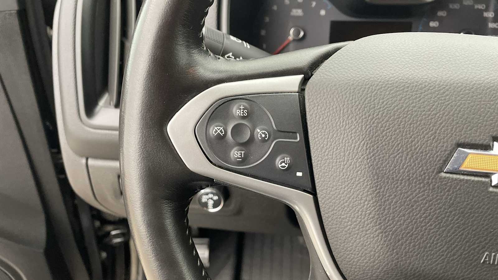 Thumbnail: 2022 Chevrolet Colorado - 13