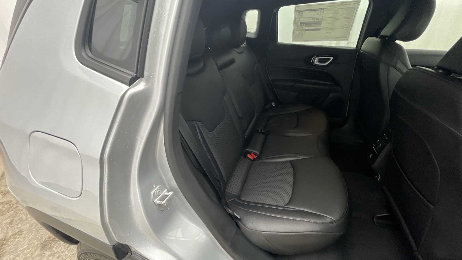 Thumbnail: 2026 Jeep Compass - 9