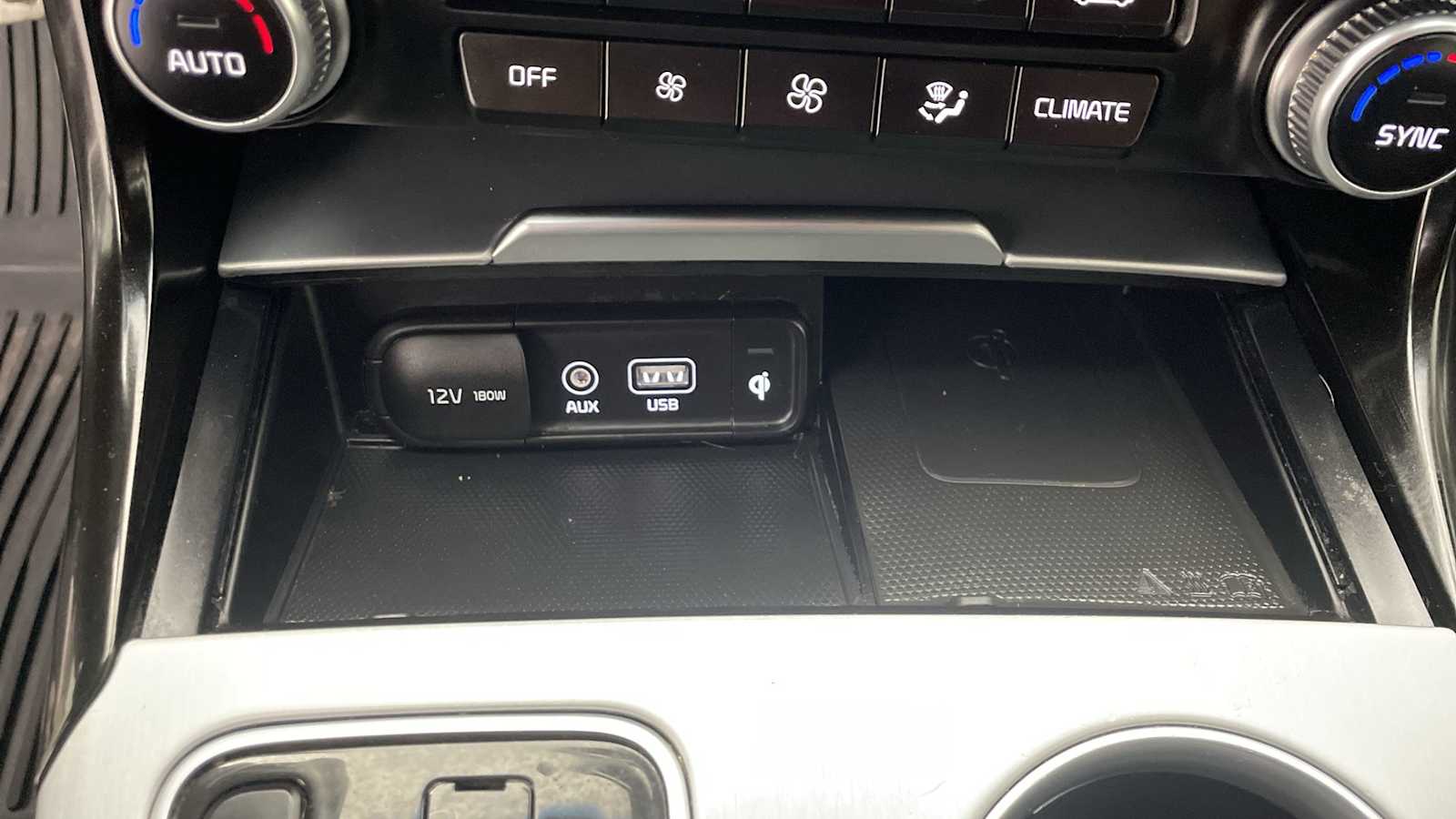 Thumbnail: 2019 Kia Stinger - 20