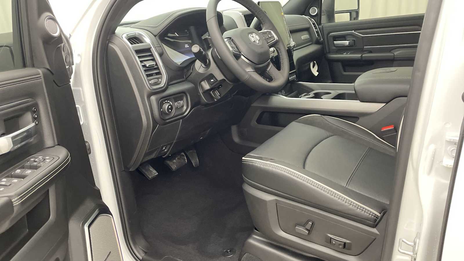 Thumbnail: 2026 RAM 3500 - 2