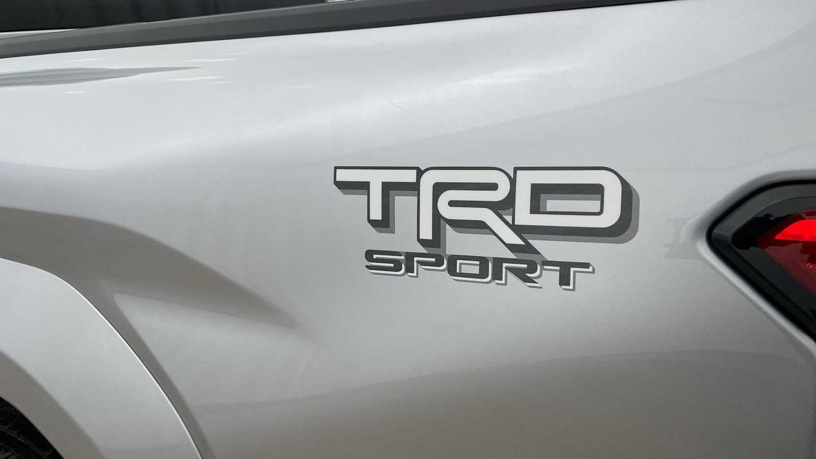 Thumbnail: 2024 Toyota Tacoma - 24