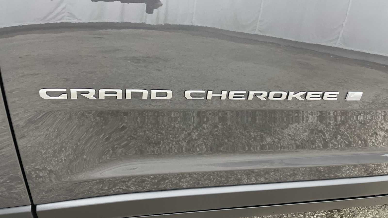 Thumbnail: 2026 Jeep Grand Cherokee - 42