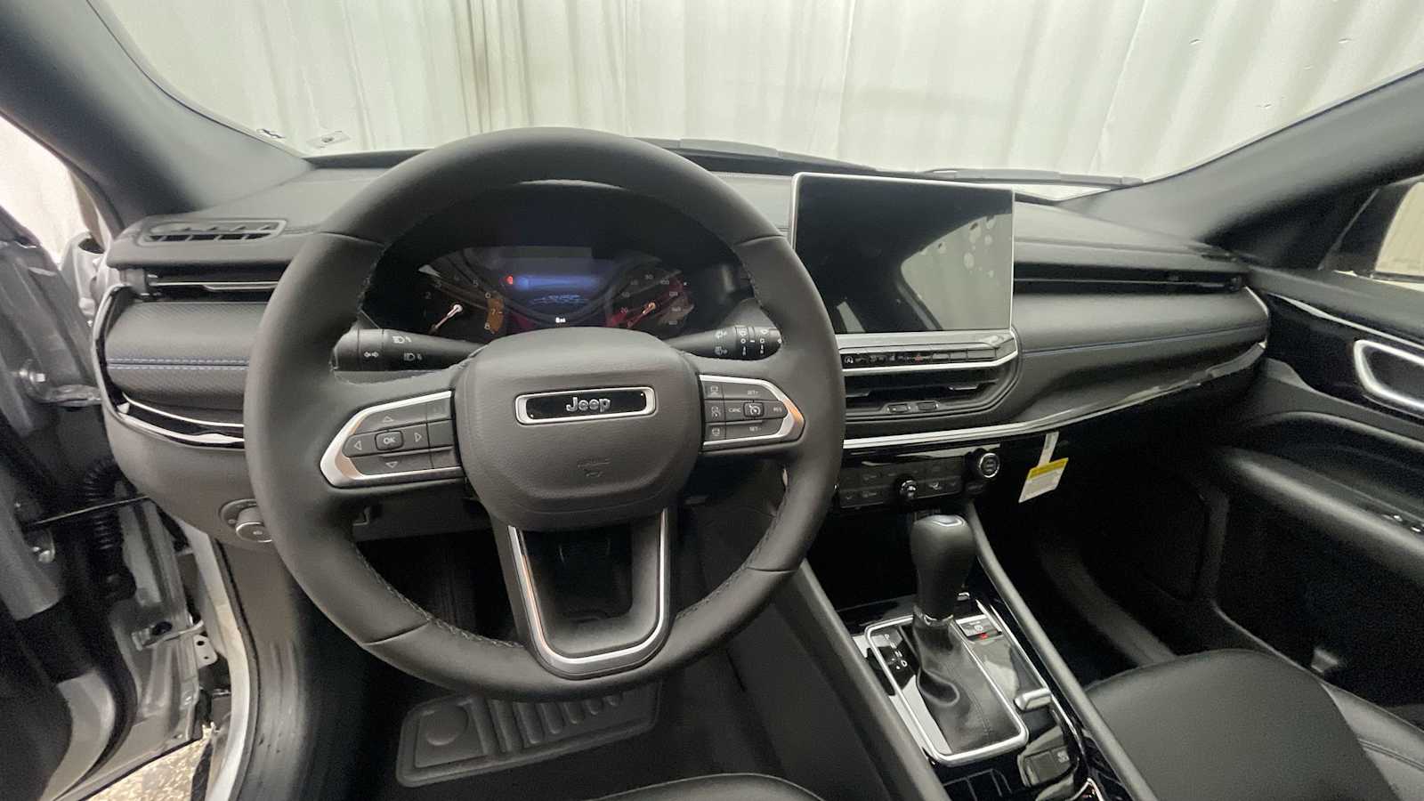 Thumbnail: 2026 Jeep Compass - 3