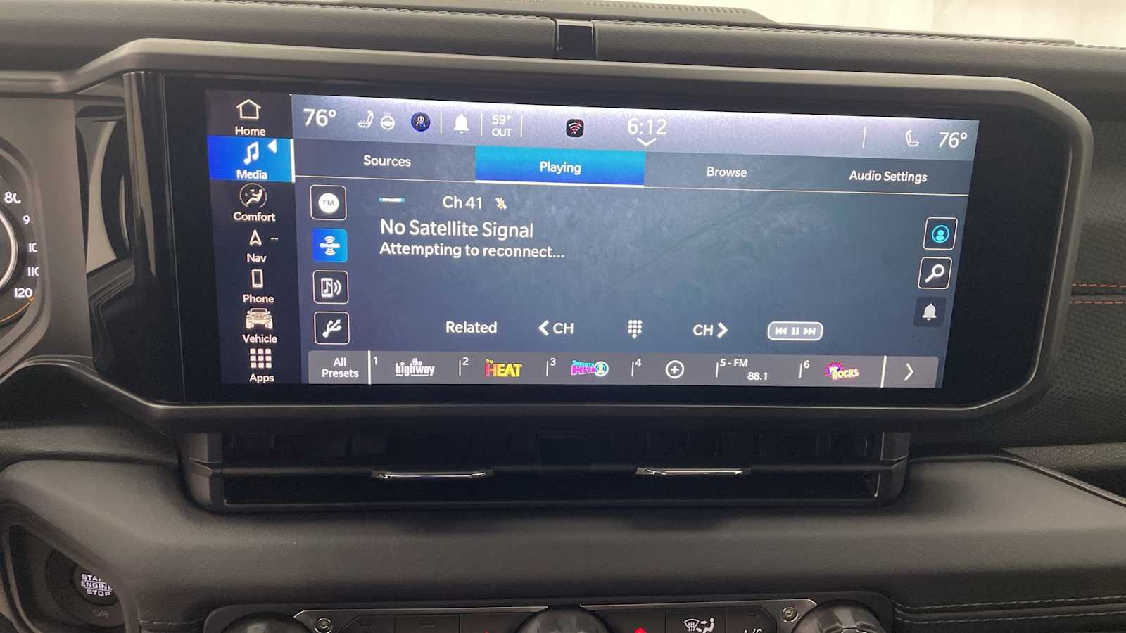 Thumbnail: 2026 Jeep Gladiator - 19