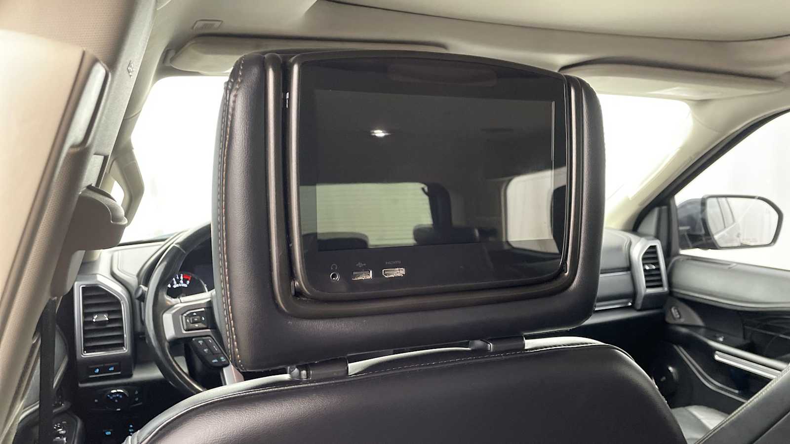 Thumbnail: 2019 Ford Expedition - 28