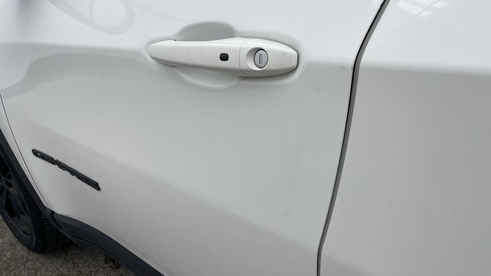 Thumbnail: 2018 Jeep Compass - 37