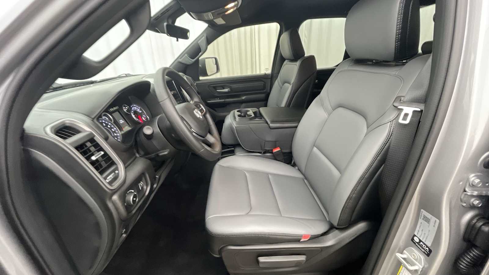 Thumbnail: 2025 RAM 1500 - 5