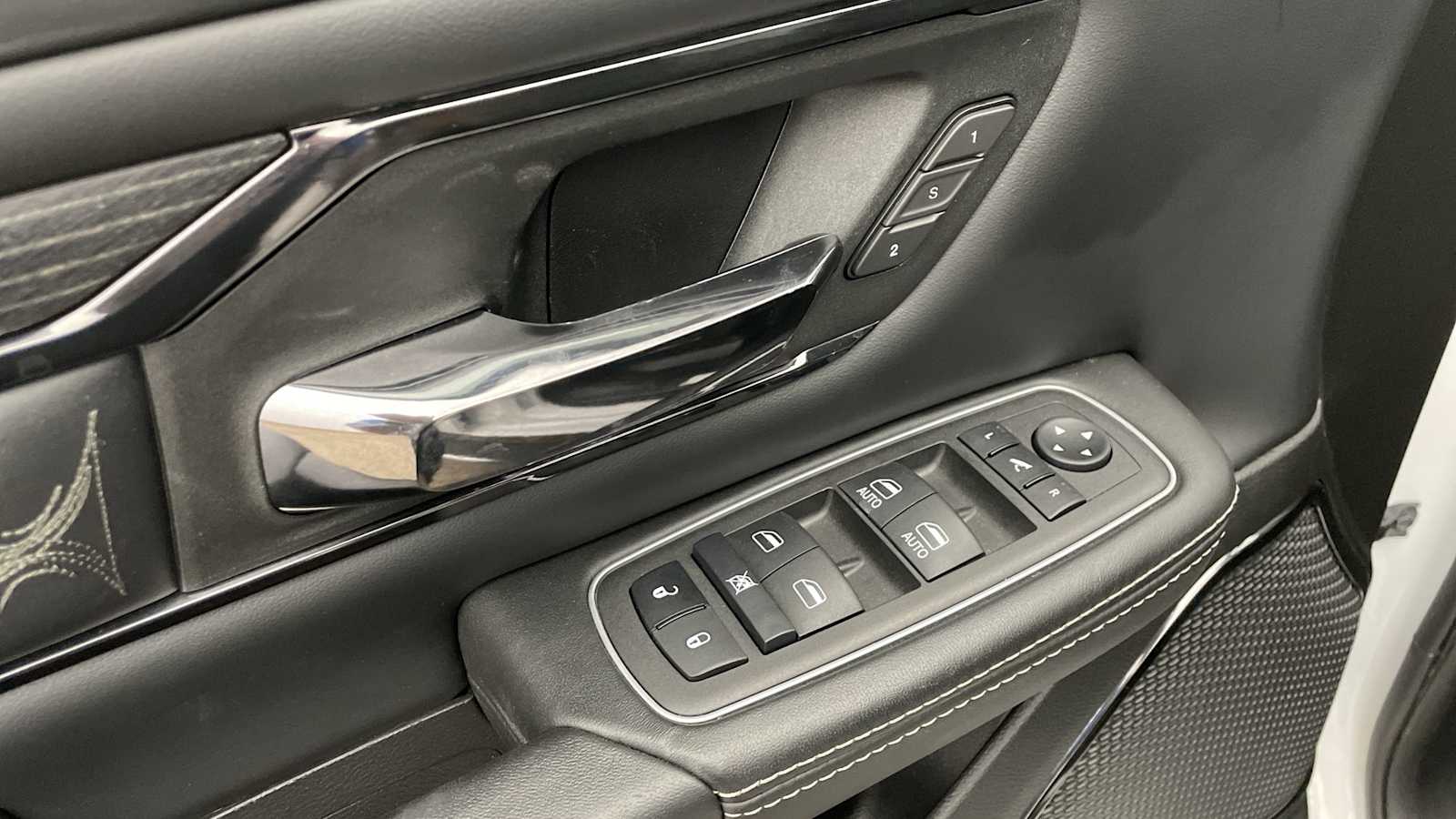 Thumbnail: 2023 RAM 1500 - 7