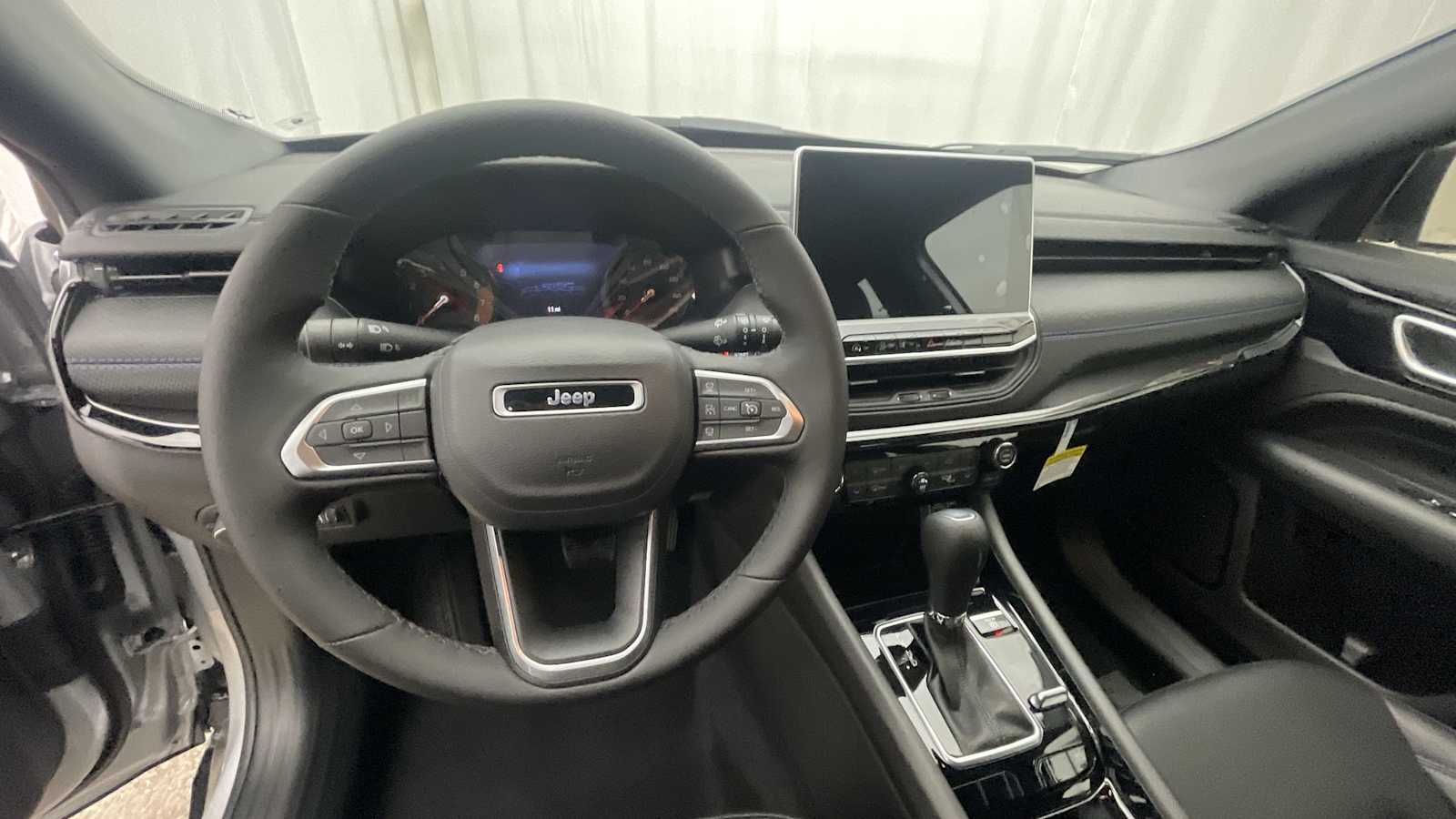 Thumbnail: 2026 Jeep Compass - 3