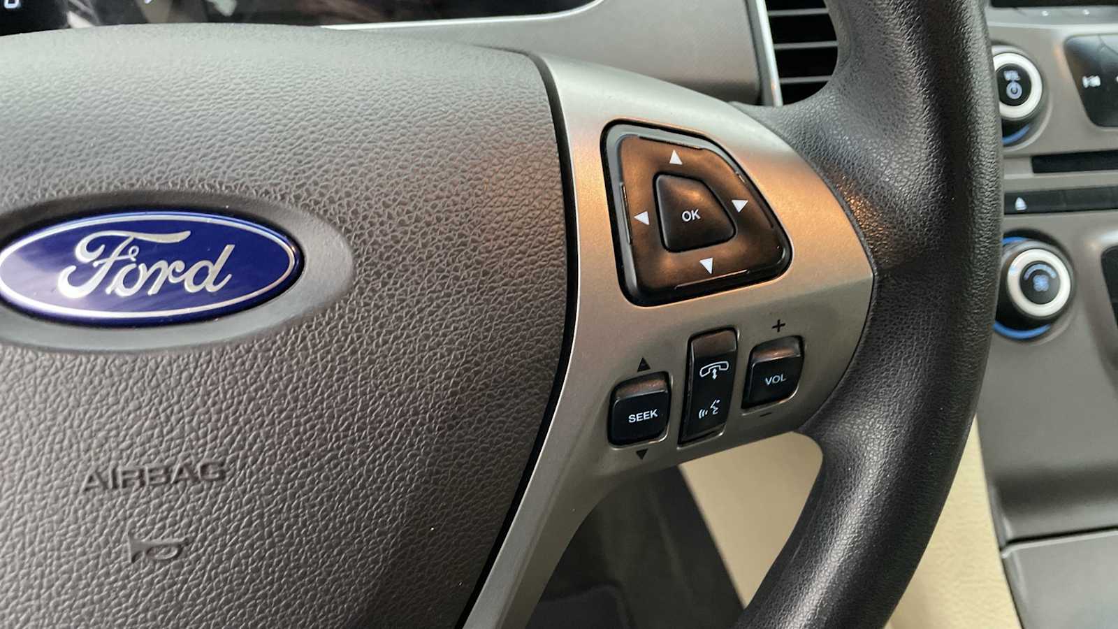 Thumbnail: 2013 Ford Taurus - 13