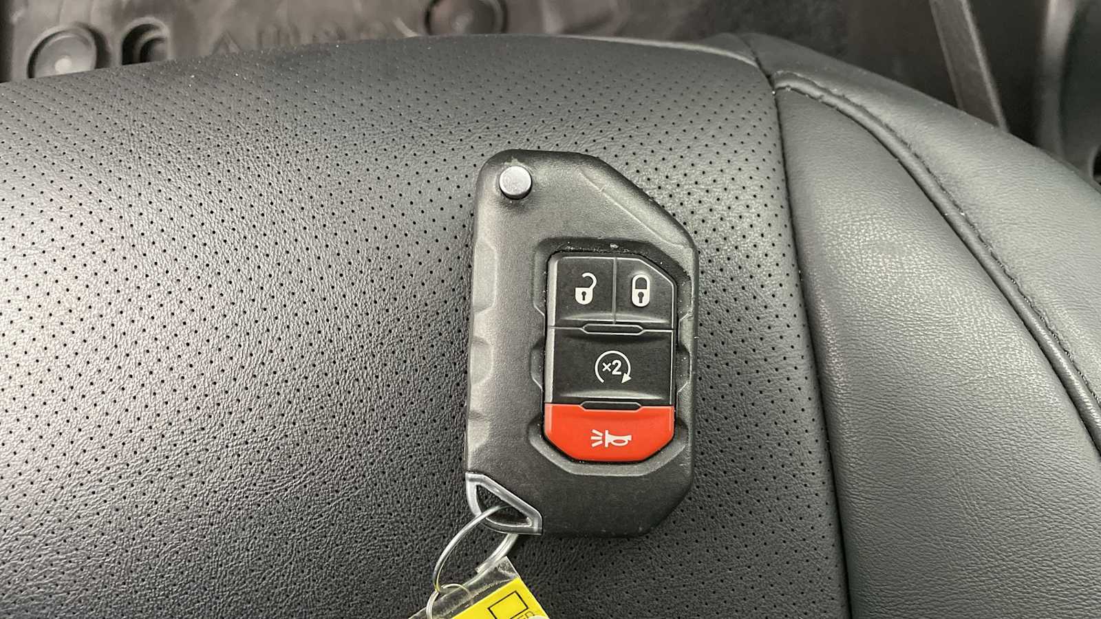 Thumbnail: 2020 Jeep Gladiator - 22