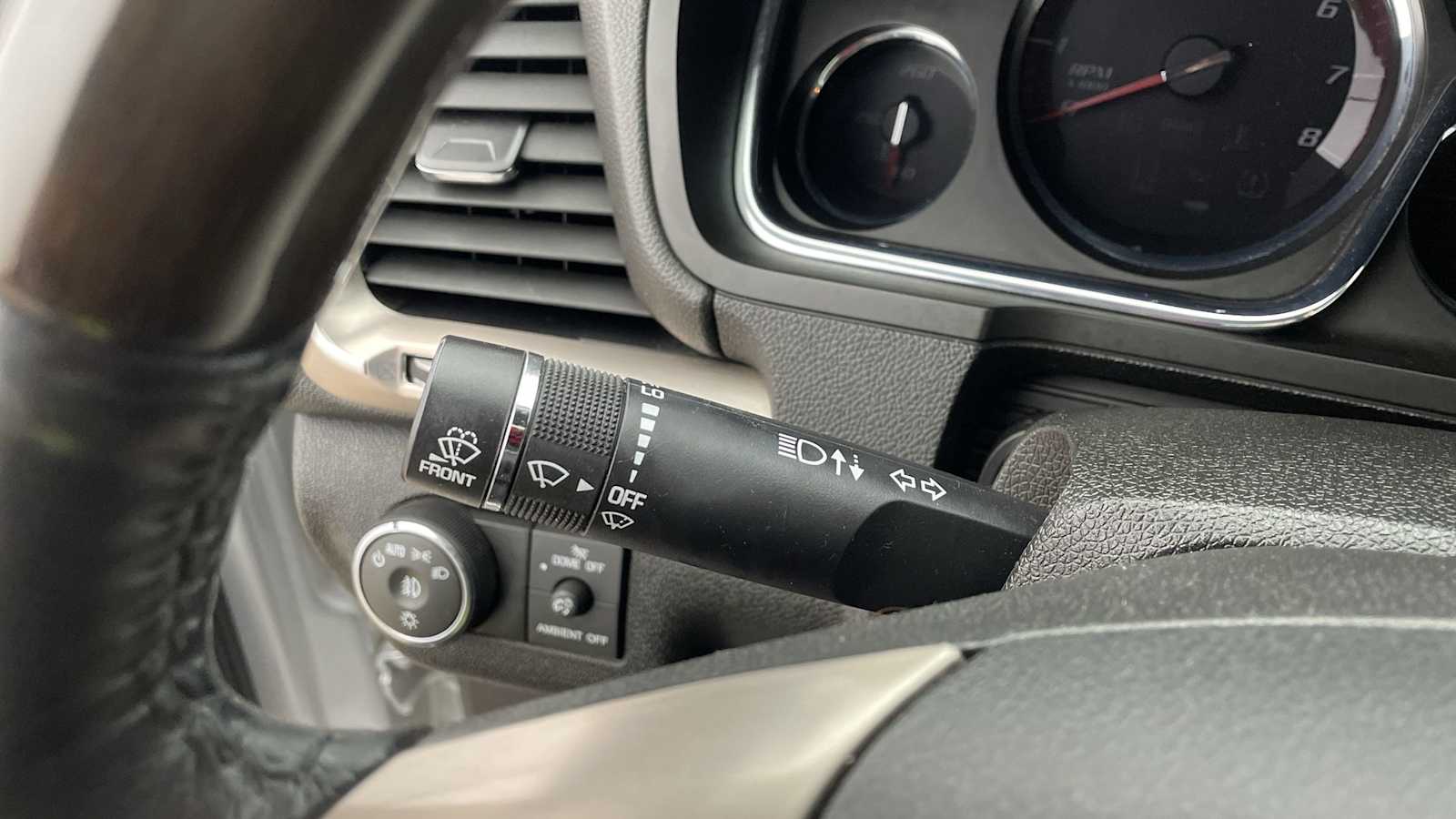 Thumbnail: 2015 GMC Acadia - 18