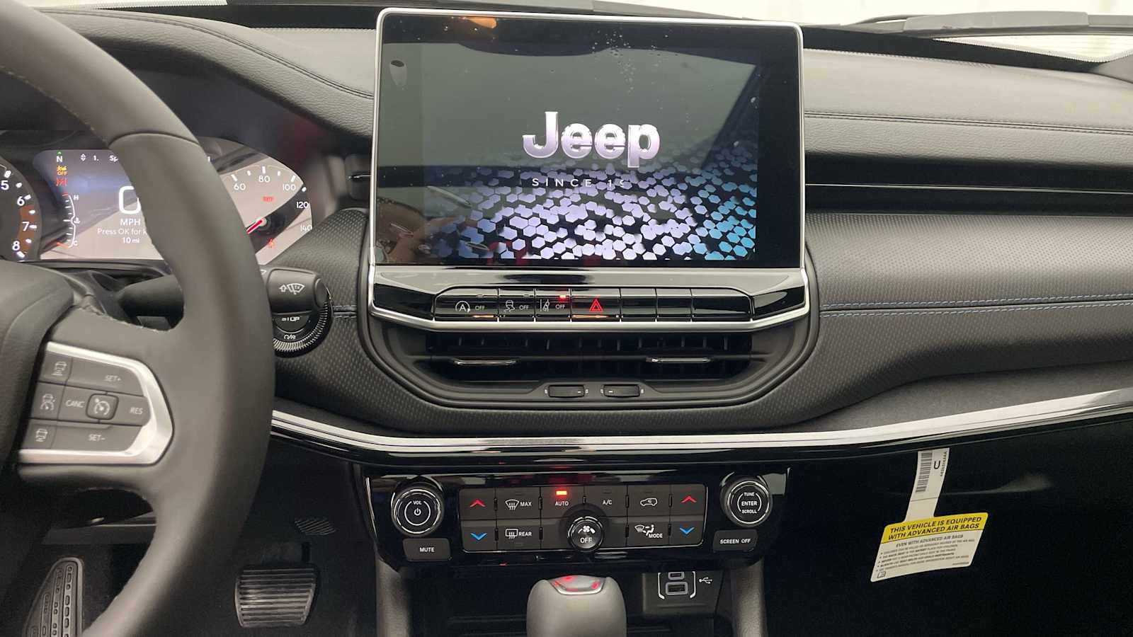 Thumbnail: 2026 Jeep Compass - 18