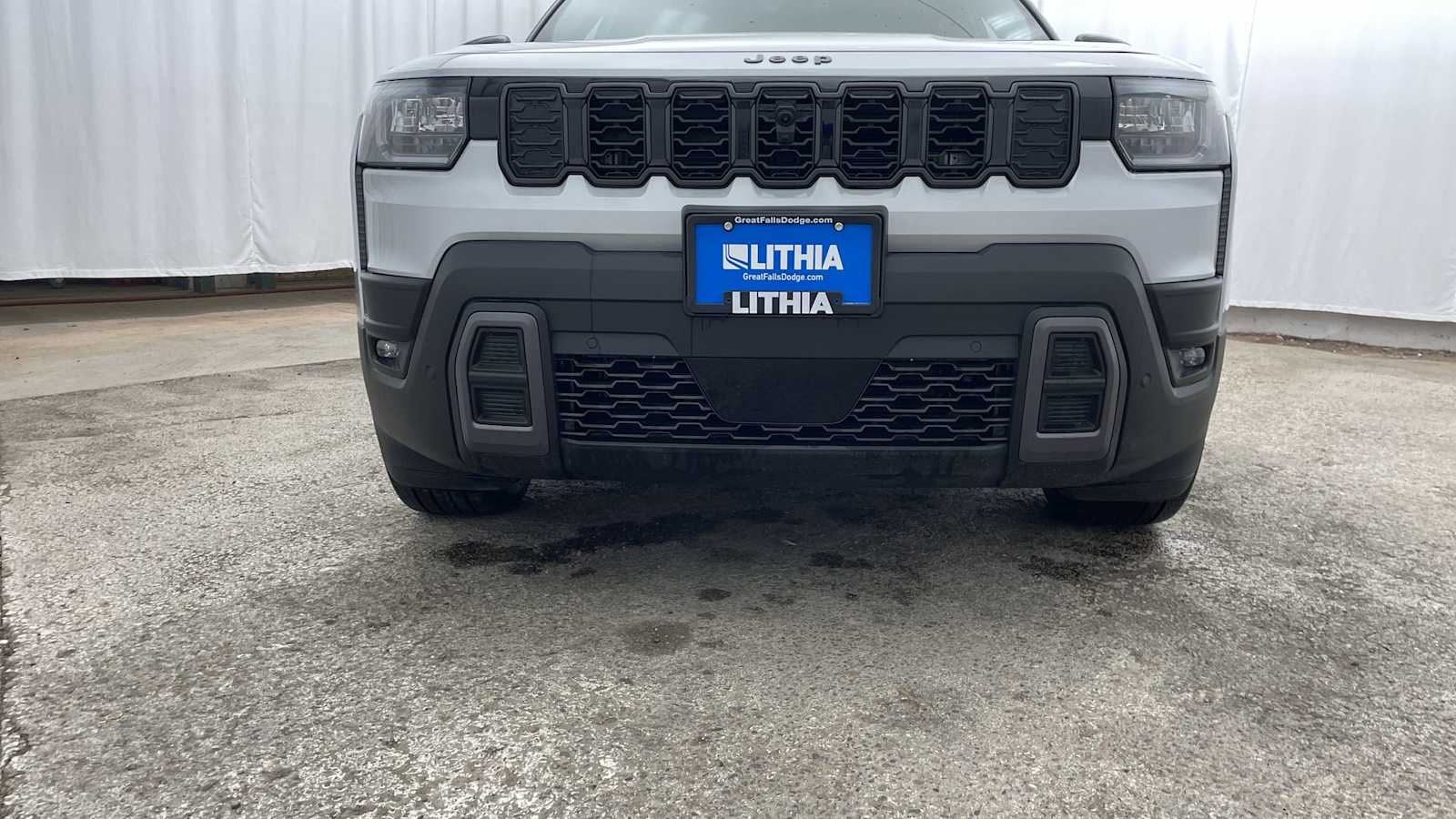 Thumbnail: 2026 Jeep Cherokee - 40