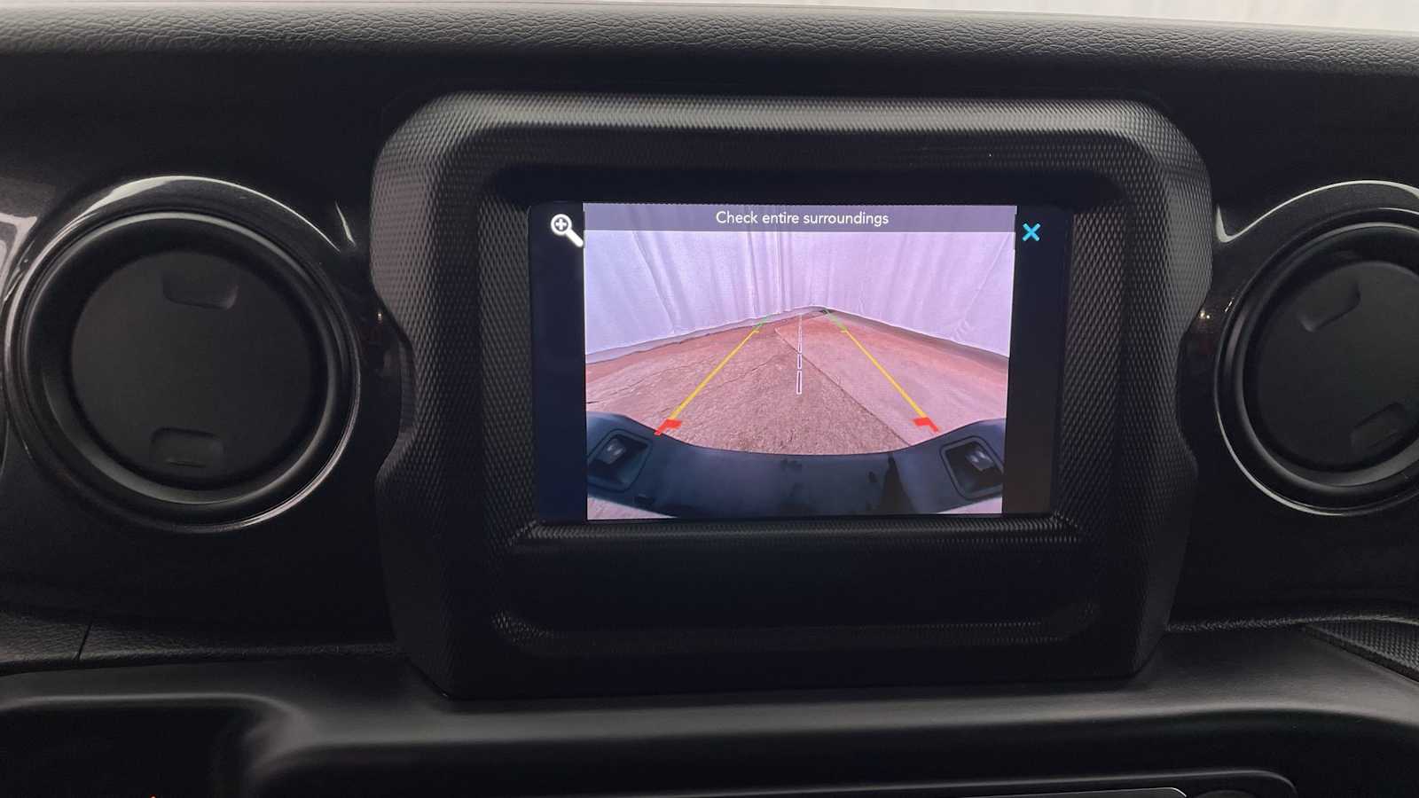 Thumbnail: 2020 Jeep Gladiator - 4