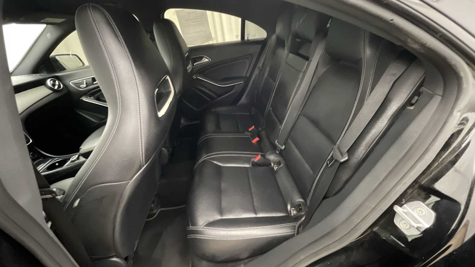 Thumbnail: 2018 Mercedes-Benz CLA - 9