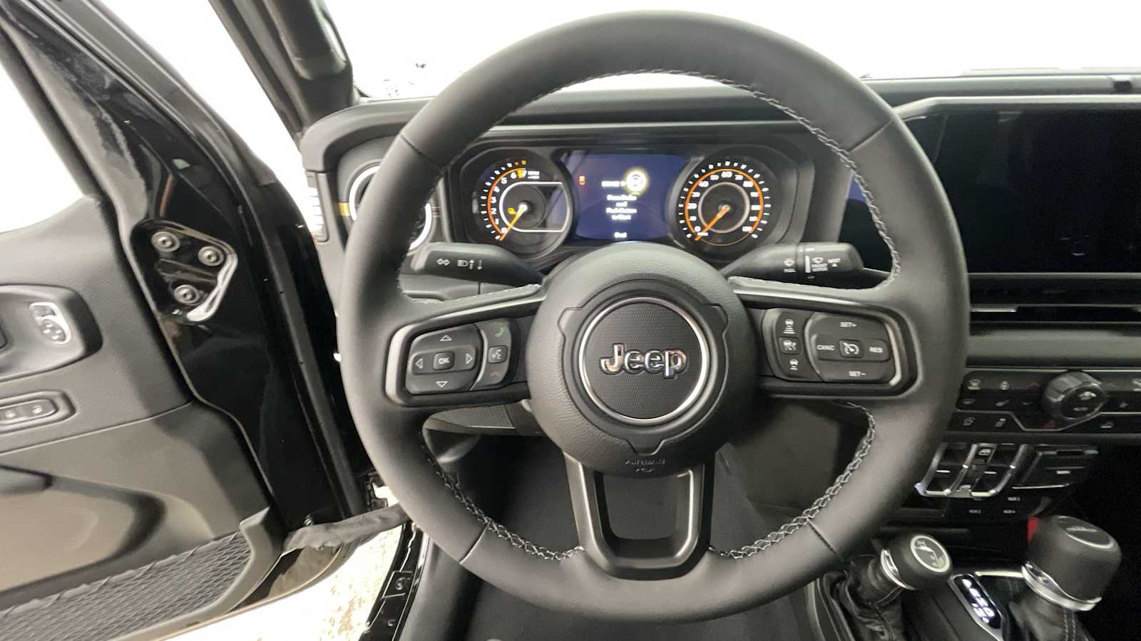 Thumbnail: 2026 Jeep Gladiator - 12