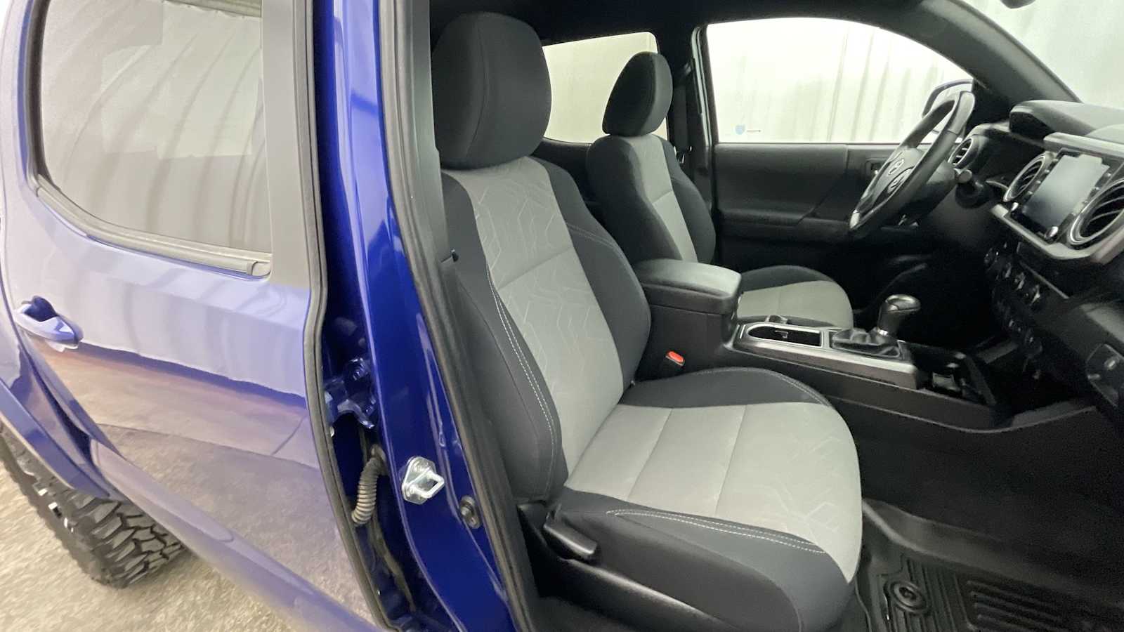 Thumbnail: 2023 Toyota Tacoma - 11