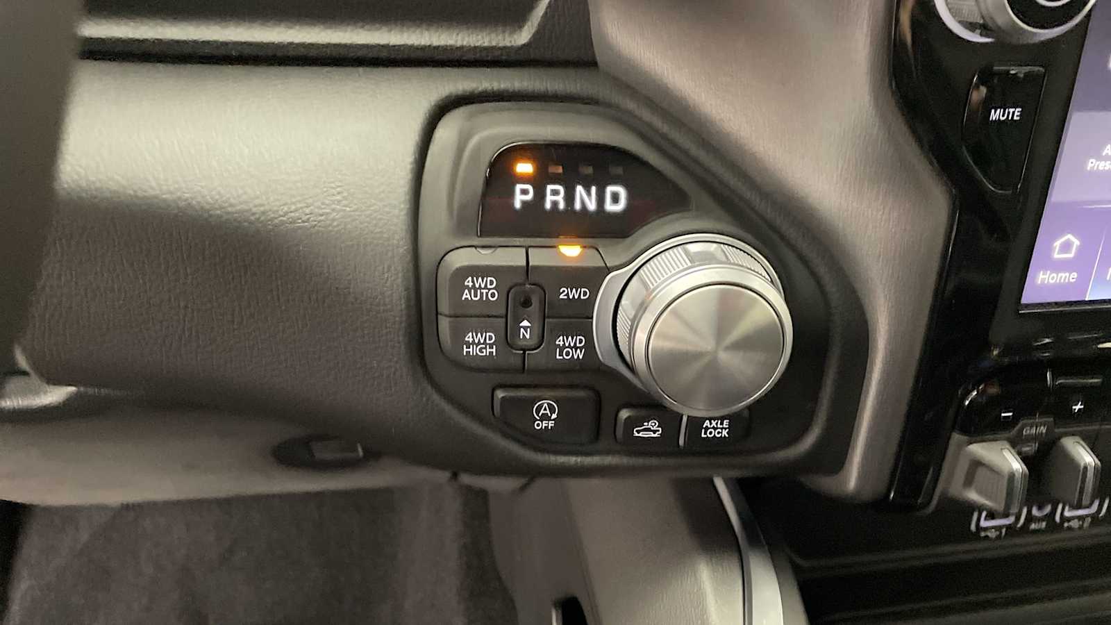 Thumbnail: 2026 RAM 1500 - 19