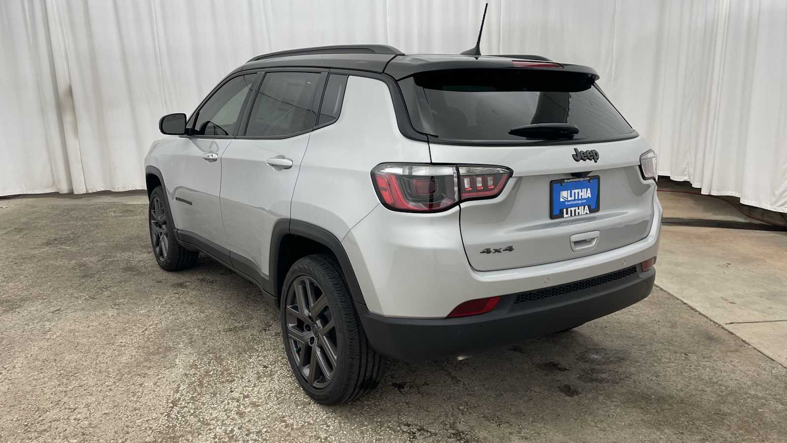 Thumbnail: 2026 Jeep Compass - 29