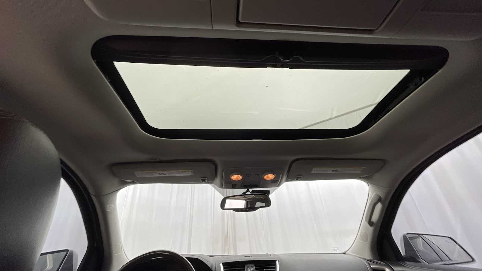 Thumbnail: 2015 GMC Acadia - 9