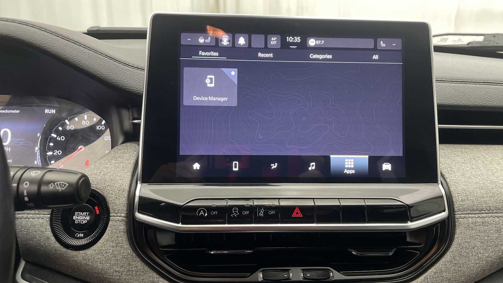 Thumbnail: 2022 Jeep Compass - 23