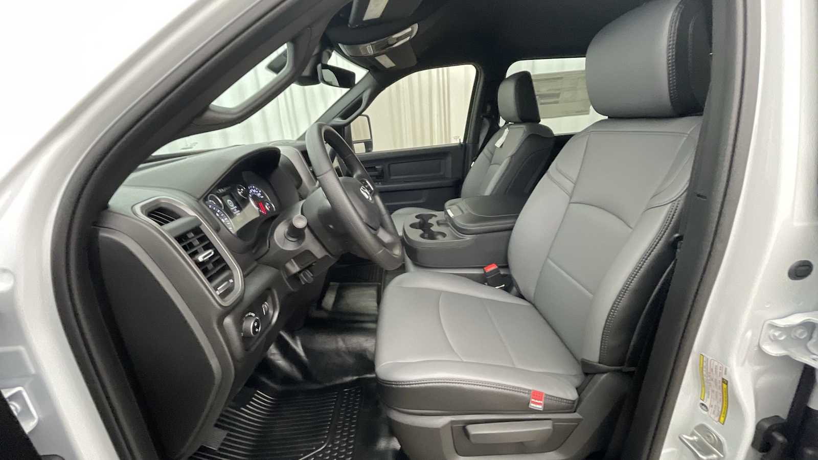 Thumbnail: 2026 RAM 3500 - 6