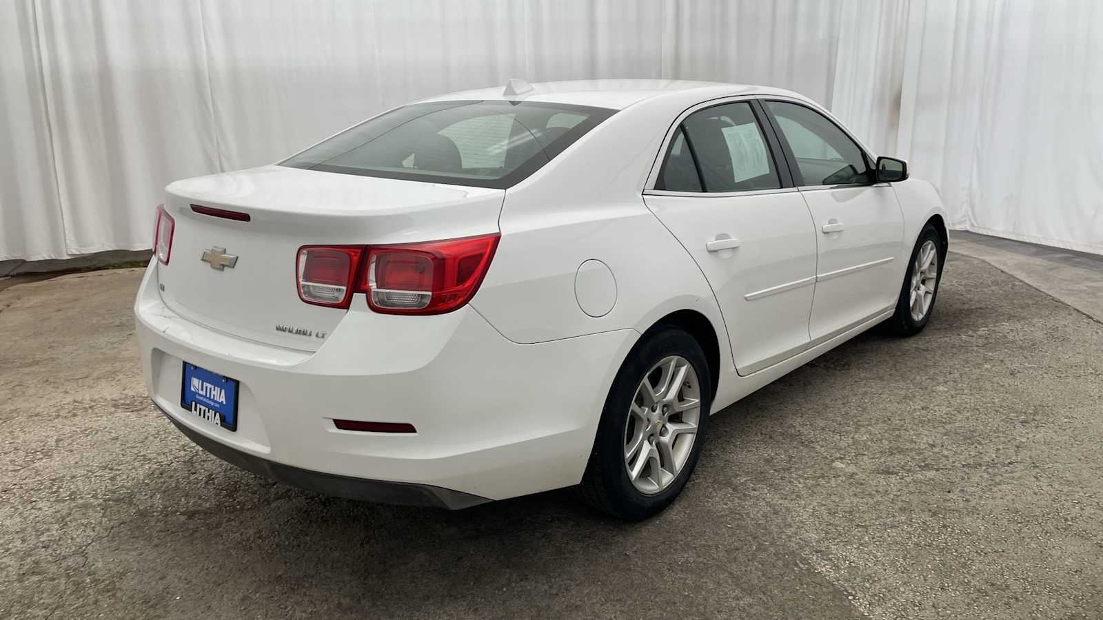Thumbnail: 2014 Chevrolet Malibu - 6