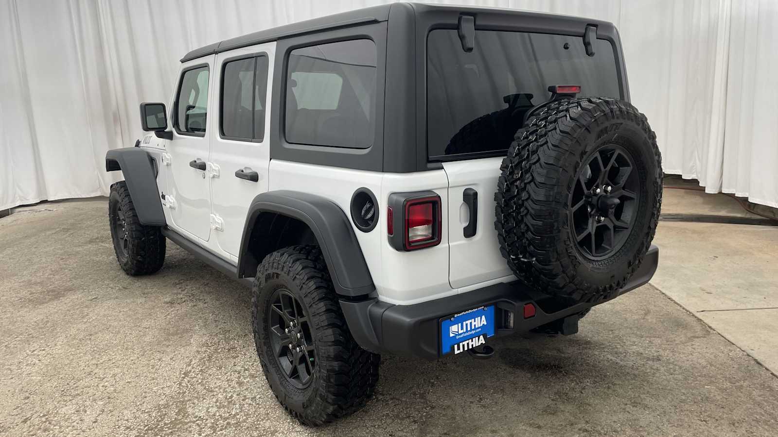 Thumbnail: 2026 Jeep Wrangler - 34