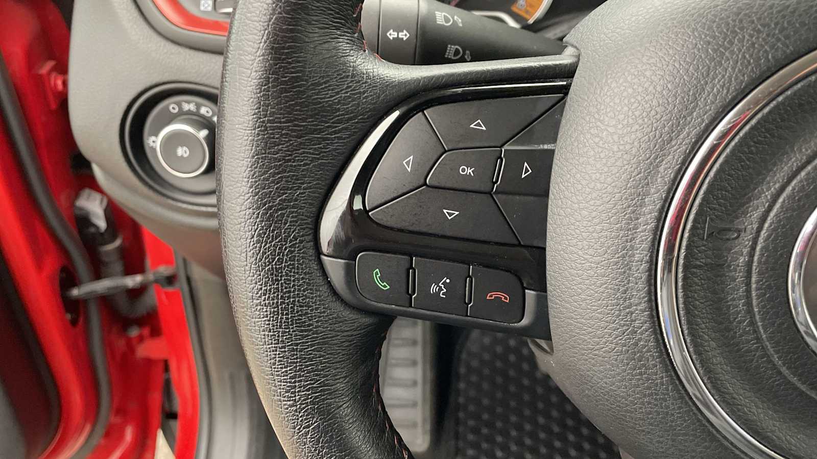 Thumbnail: 2022 Jeep Renegade - 13